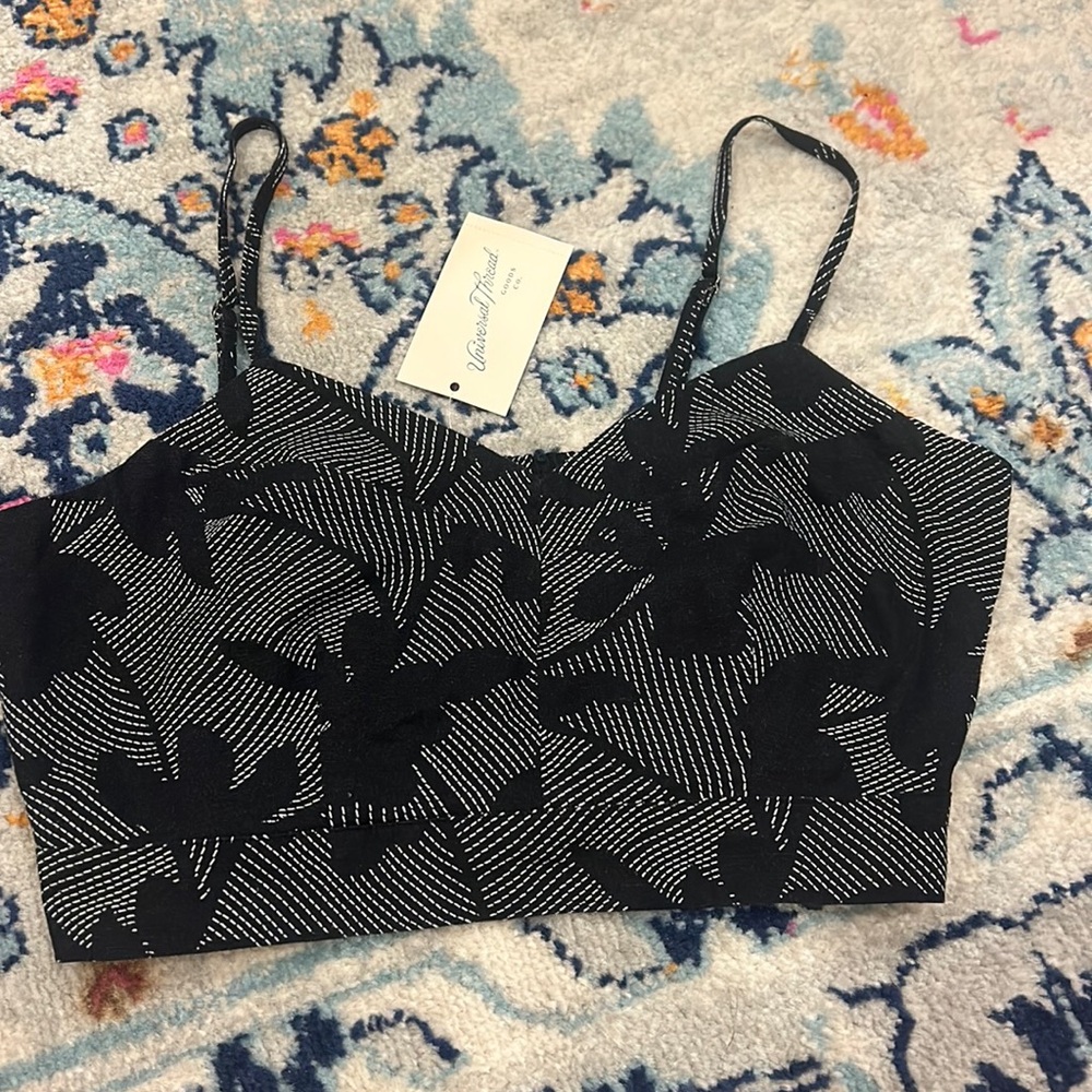 University thread goods co cropped tank size small